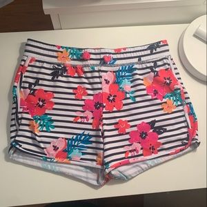 floral shorts